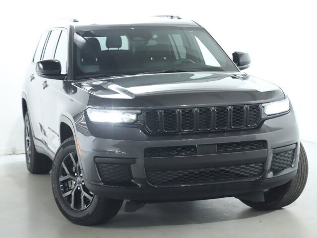 2024 Jeep Grand Cherokee L in Bedford, OH 44146 - 18108352 2