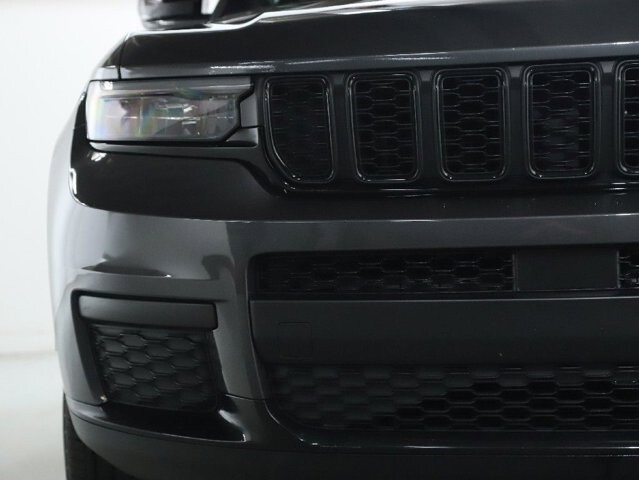 2024 Jeep Grand Cherokee L in Bedford, OH 44146 - 18108352 6