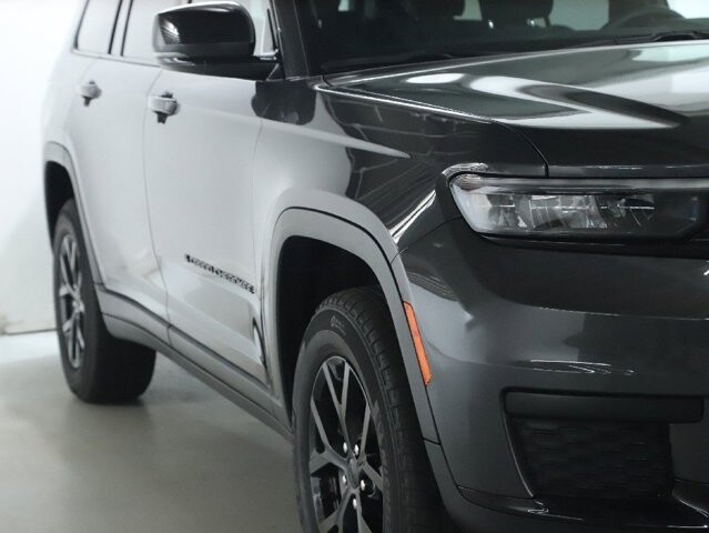 2024 Jeep Grand Cherokee L in Bedford, OH 44146 - 18108352 8