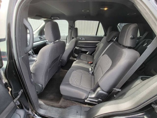 2018 Ford Explorer in Knoxville, TN 37912 - 18108363 8