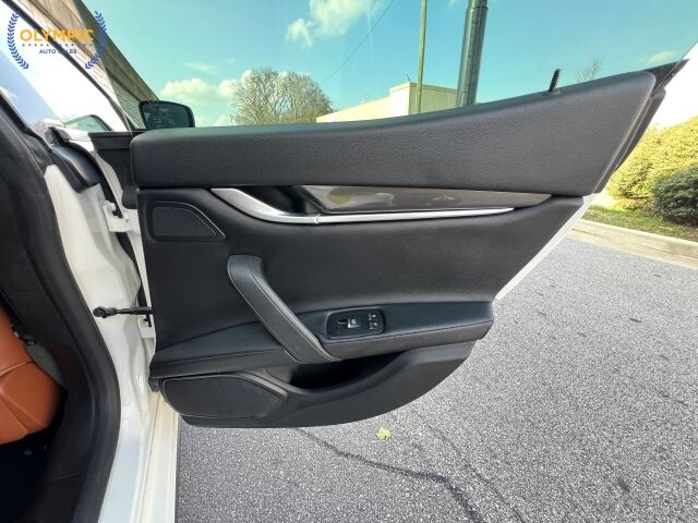 2016 Maserati Ghibli in Decatur, GA 30032 - 18108365 42