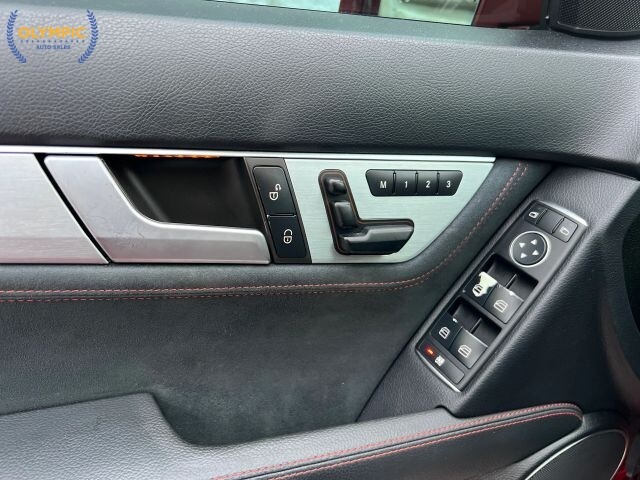 2014 Mercedes-Benz C 250 in Decatur, GA 30032 - 18108366 32