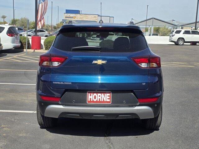 2021 Chevrolet TrailBlazer in Mesa, AZ 85212 - 18108382 7