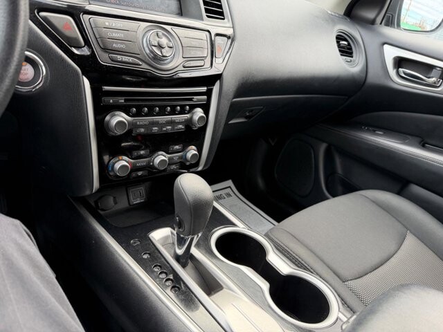 2020 Nissan Pathfinder in Baltimore, MD 21225 - 18108383 26