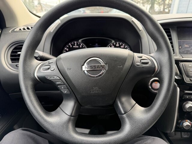 2020 Nissan Pathfinder in Baltimore, MD 21225 - 18108383 21