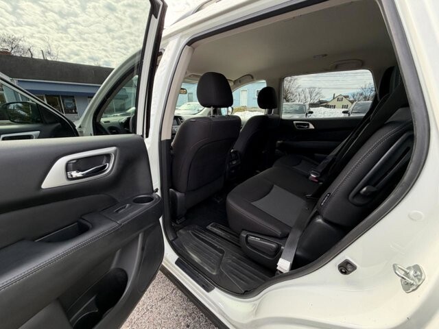 2020 Nissan Pathfinder in Baltimore, MD 21225 - 18108383 12