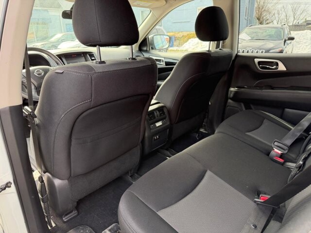 2020 Nissan Pathfinder in Baltimore, MD 21225 - 18108383 14