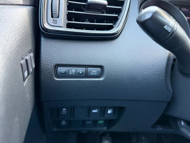 2018 Nissan Rogue in Baltimore, MD 21225 - 18108386 37