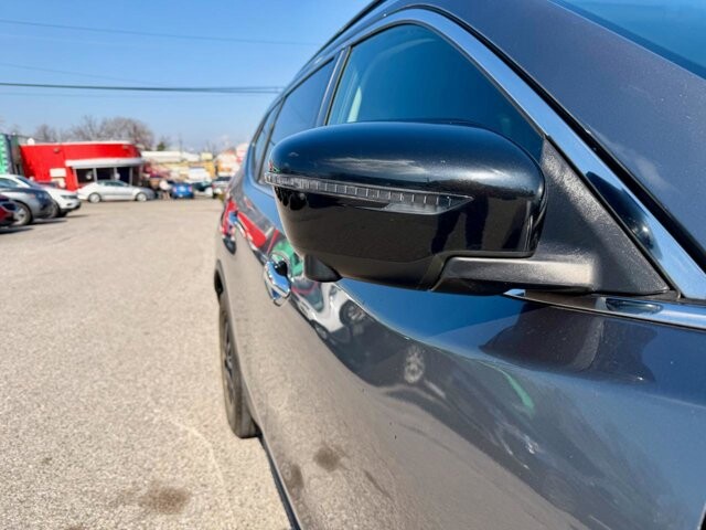 2018 Nissan Rogue in Baltimore, MD 21225 - 18108386 10