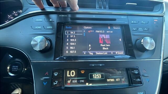 2015 Toyota Avalon in Greenville, SC 29607 - 18108396 32