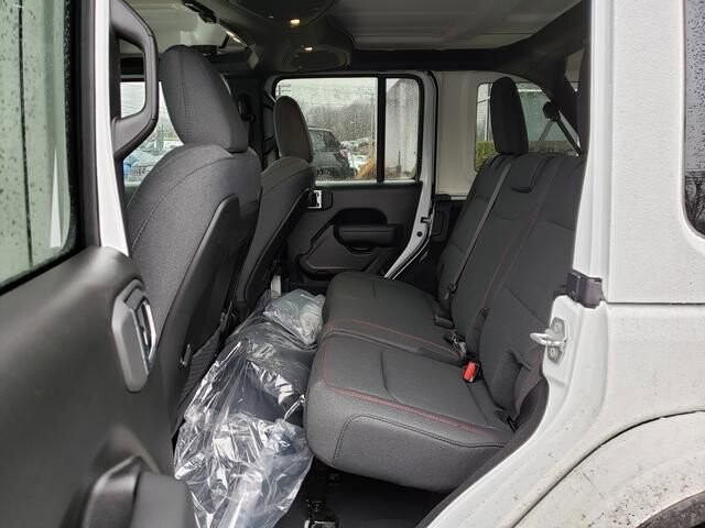 2026 Jeep Wrangler in Bedford, OH 44146 - 18108400 7