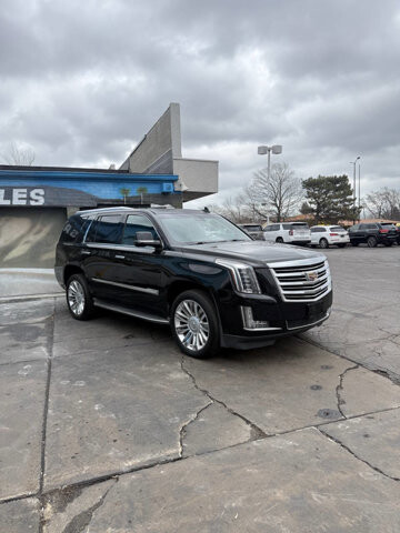 2016 Cadillac Escalade in Eastpointe, MI 48021 - 18108407 2
