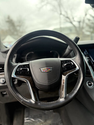 2016 Cadillac Escalade in Eastpointe, MI 48021 - 18108407 7