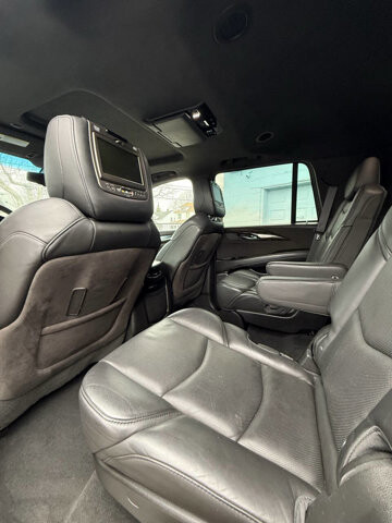 2016 Cadillac Escalade in Eastpointe, MI 48021 - 18108407 6