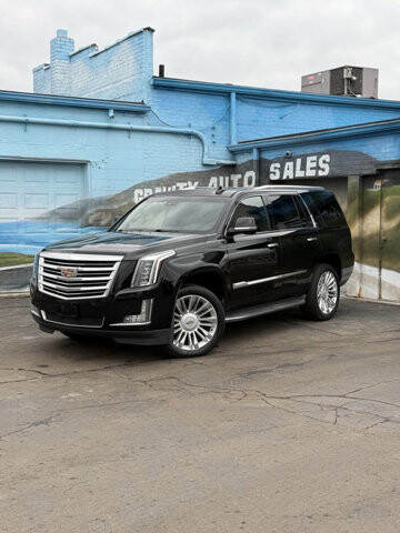 2016 Cadillac Escalade in Eastpointe, MI 48021 - 18108407