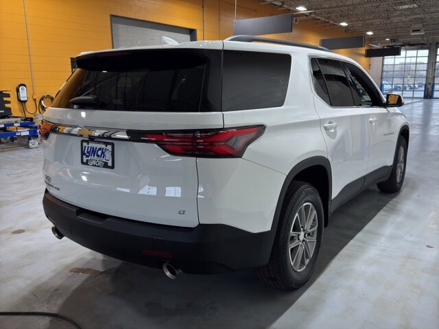 2023 Chevrolet Traverse in Burlington, WI 53105 - 18108409 5