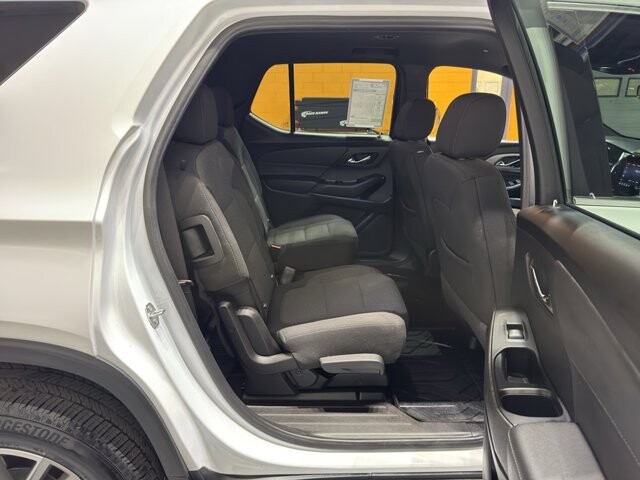 2023 Chevrolet Traverse in Burlington, WI 53105 - 18108409 19