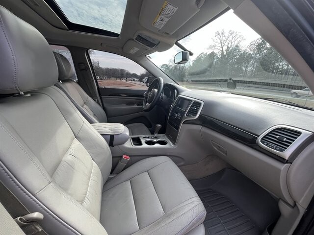 2012 Jeep Grand Cherokee in Flowery Branch, GA 30542 - 18108413 9
