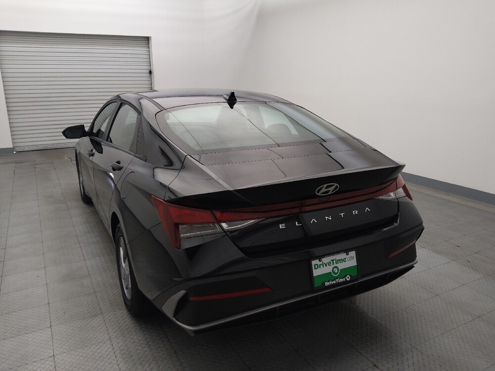 2025 Hyundai Elantra in Live Oak, TX 78233 - 18108415 6