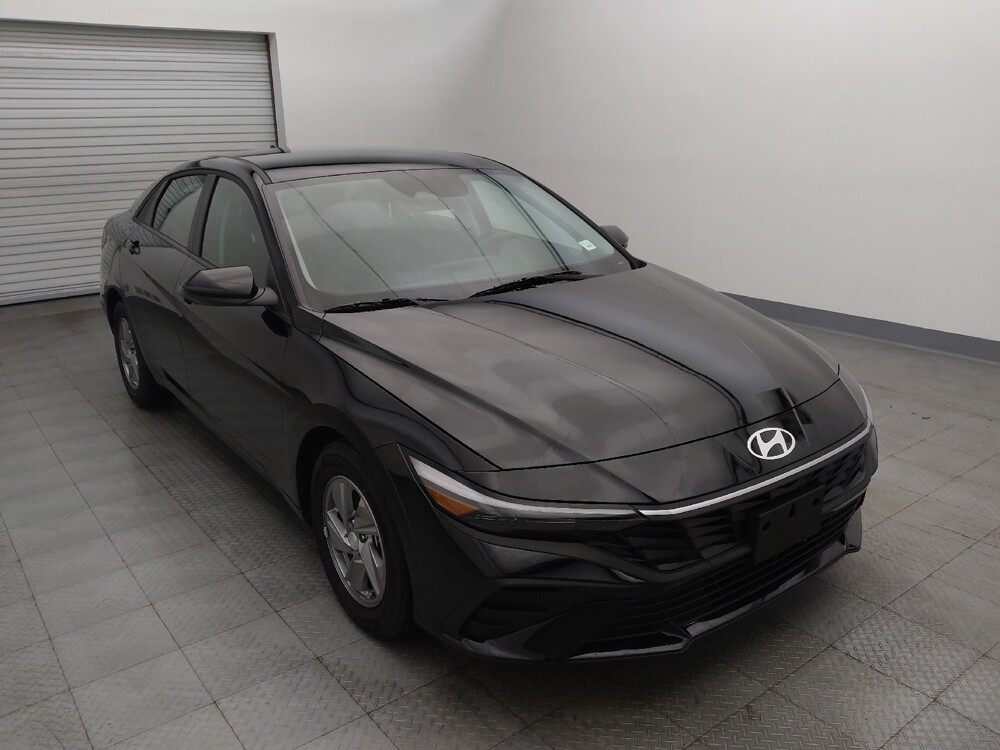 2025 Hyundai Elantra in Live Oak, TX 78233 - 18108415 13