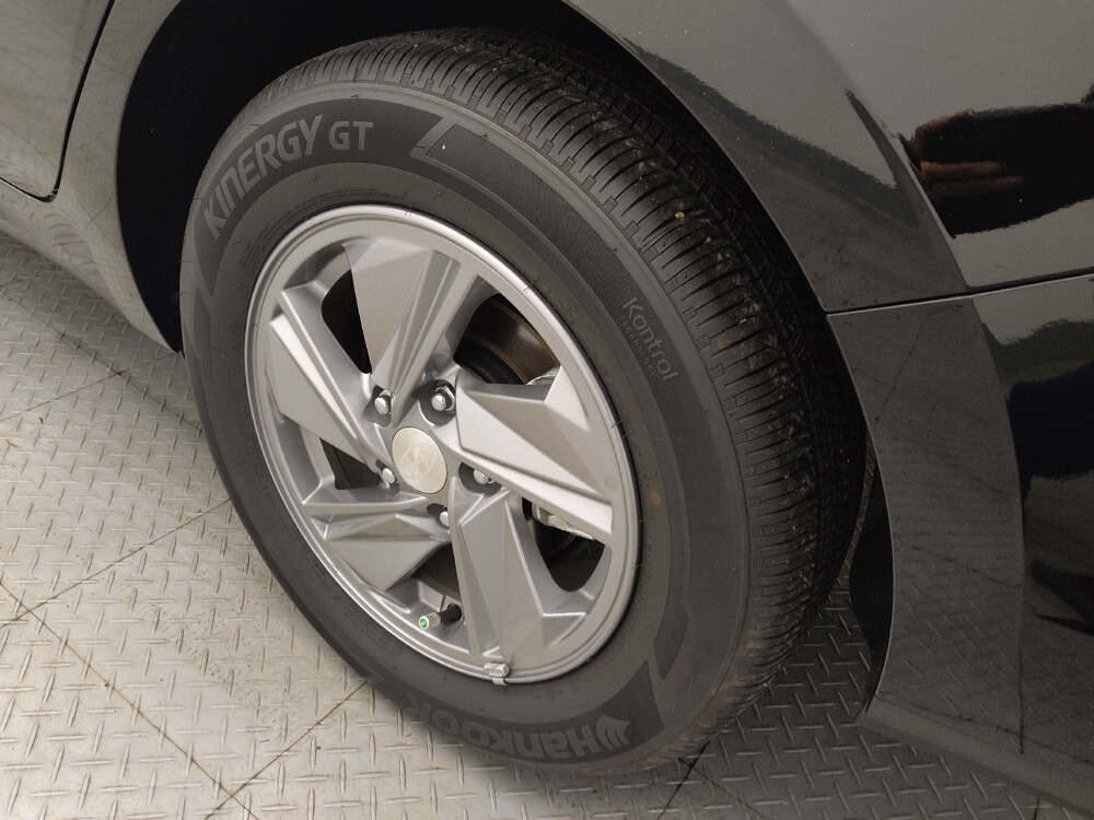 2025 Hyundai Elantra in Live Oak, TX 78233 - 18108415 31