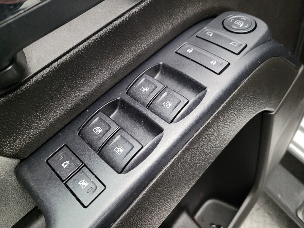 2016 Chevrolet Silverado 1500 in Downey, CA 90241 - 18108417 27