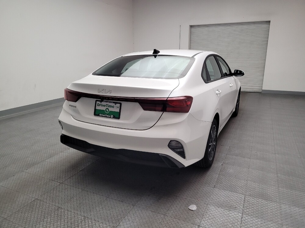 2024 Kia Forte in Riverside, CA 92504 - 18108419 7