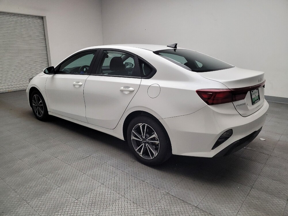 2024 Kia Forte in Riverside, CA 92504 - 18108419 3