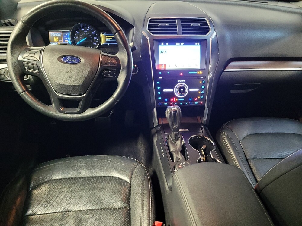 2019 Ford Explorer in Downey, CA 90241 - 18108422 22