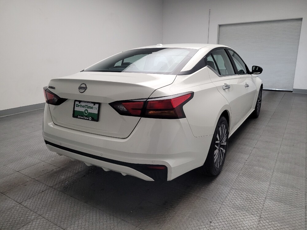 2025 Nissan Altima in Sacramento, CA 95821 - 18108423 7