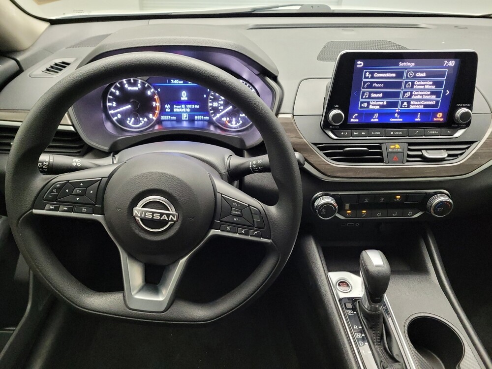 2025 Nissan Altima in Sacramento, CA 95821 - 18108423 22