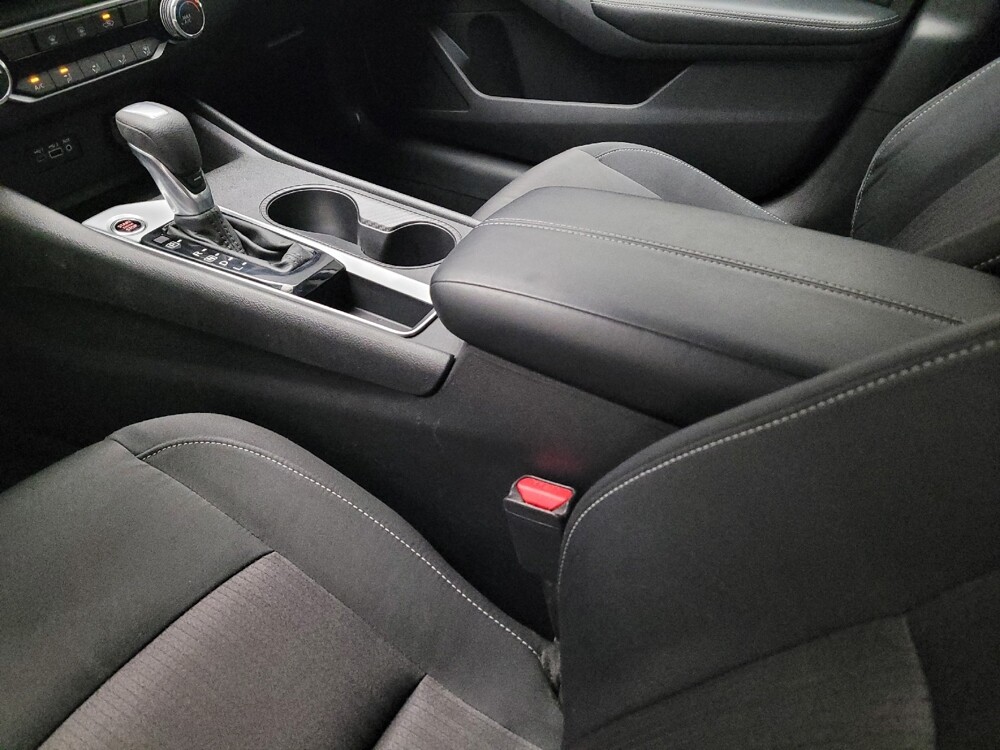 2025 Nissan Altima in Sacramento, CA 95821 - 18108423 26