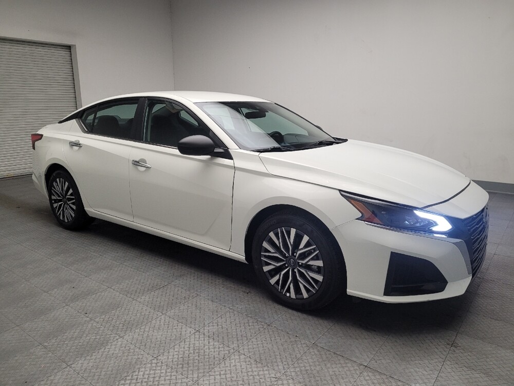 2025 Nissan Altima in Sacramento, CA 95821 - 18108423 11