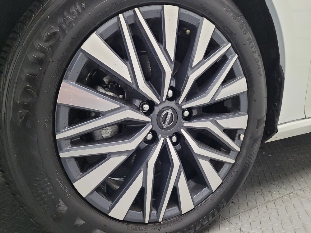 2025 Nissan Altima in Sacramento, CA 95821 - 18108423 31