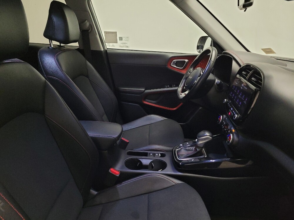 2023 Kia Soul in Riverside, CA 92504 - 18108426 21