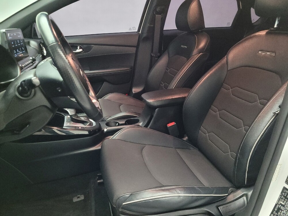 2020 Kia Forte in Riverside, CA 92504 - 18108427 17