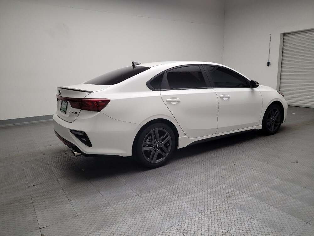 2020 Kia Forte in Riverside, CA 92504 - 18108427 10