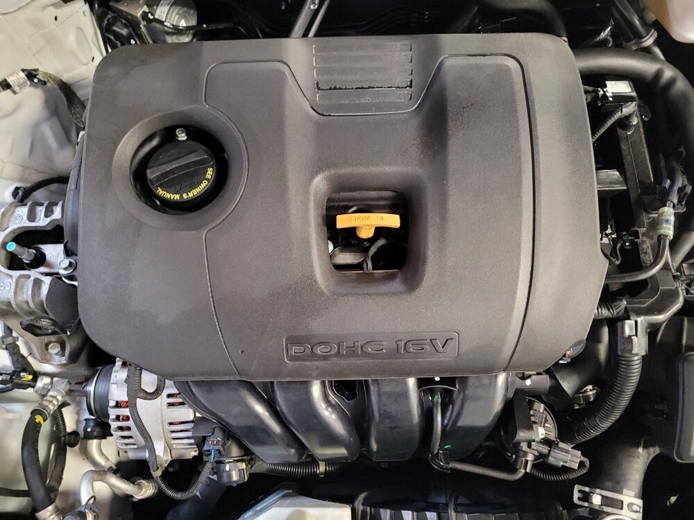 2020 Kia Forte in Riverside, CA 92504 - 18108427 30