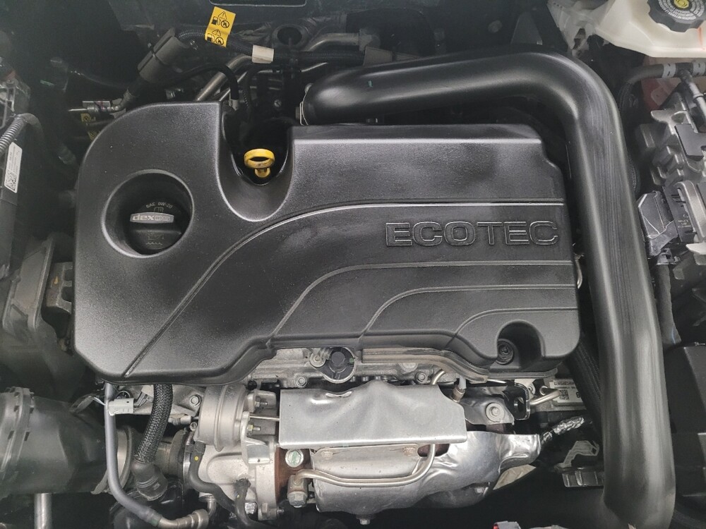 2024 GMC Terrain in Eastpointe, MI 48021 - 18108431 30