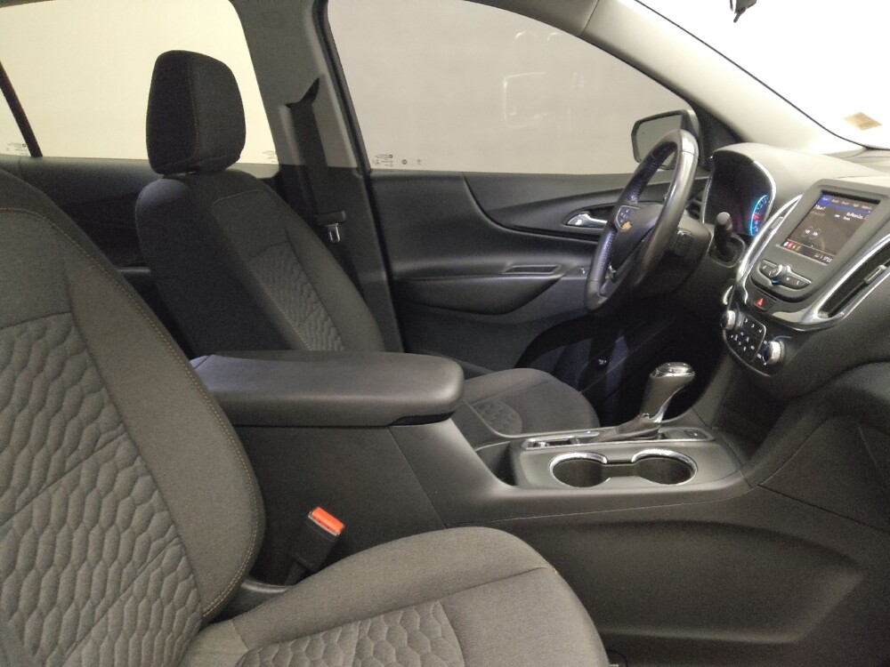 2020 Chevrolet Equinox in Midlothian, IL 60445 - 18108434 21
