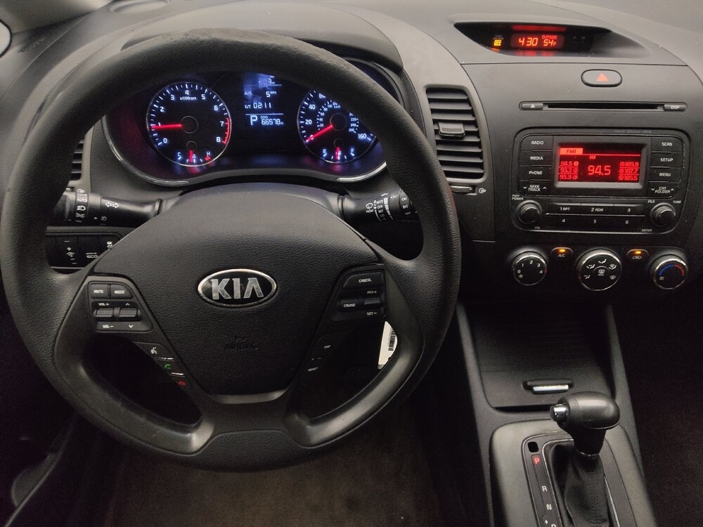 2016 Kia Forte in Salem, VA 24153 - 18108435 22