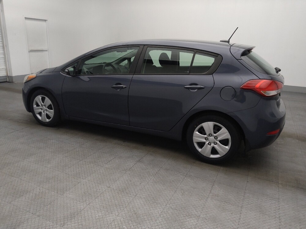 2016 Kia Forte in Salem, VA 24153 - 18108435 3
