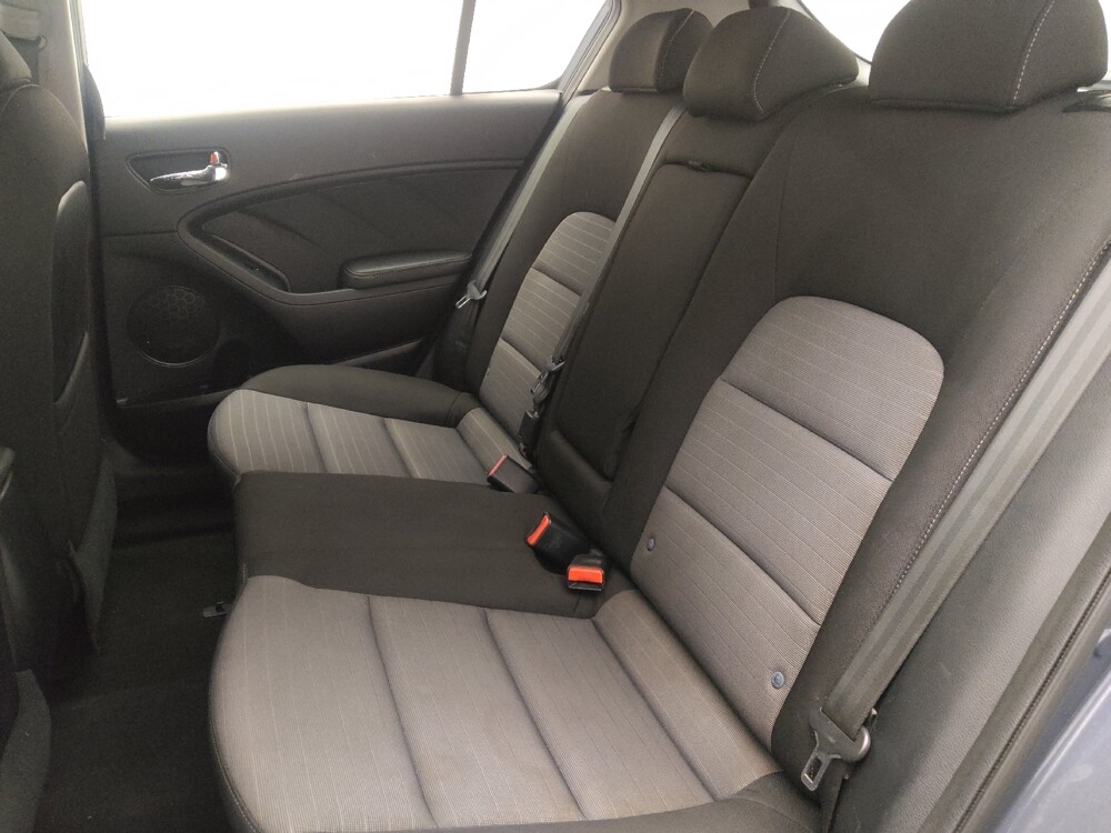 2016 Kia Forte in Salem, VA 24153 - 18108435 18