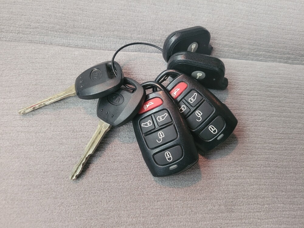 2014 Kia Sedona in Grand Rapids, MI 49508 - 18108437 32