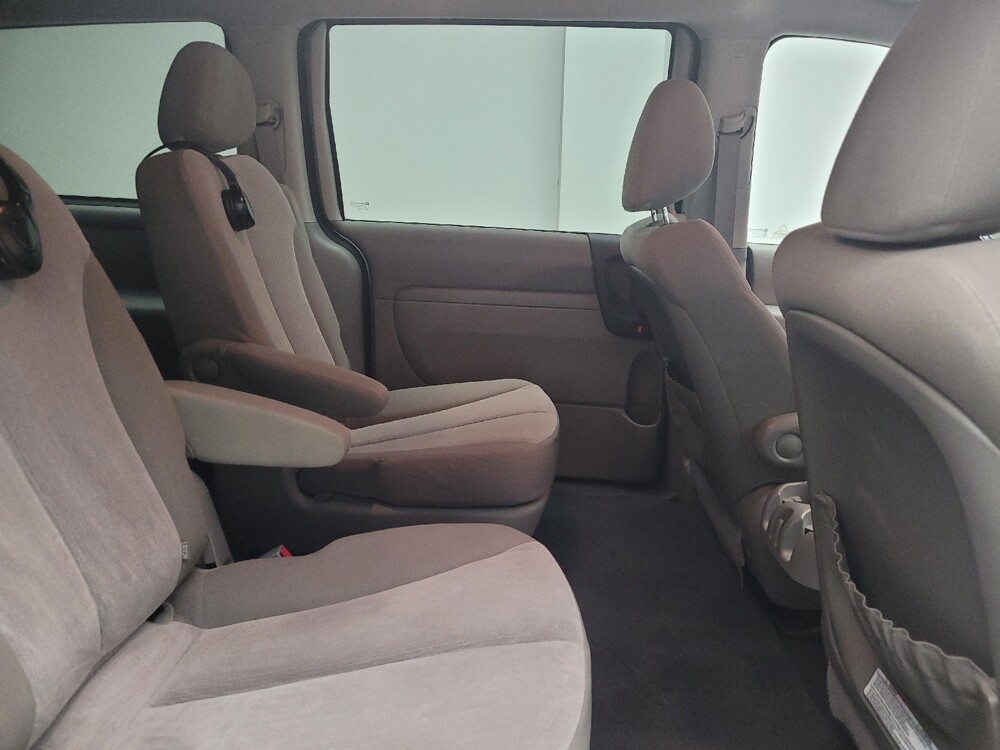 2014 Kia Sedona in Grand Rapids, MI 49508 - 18108437 19