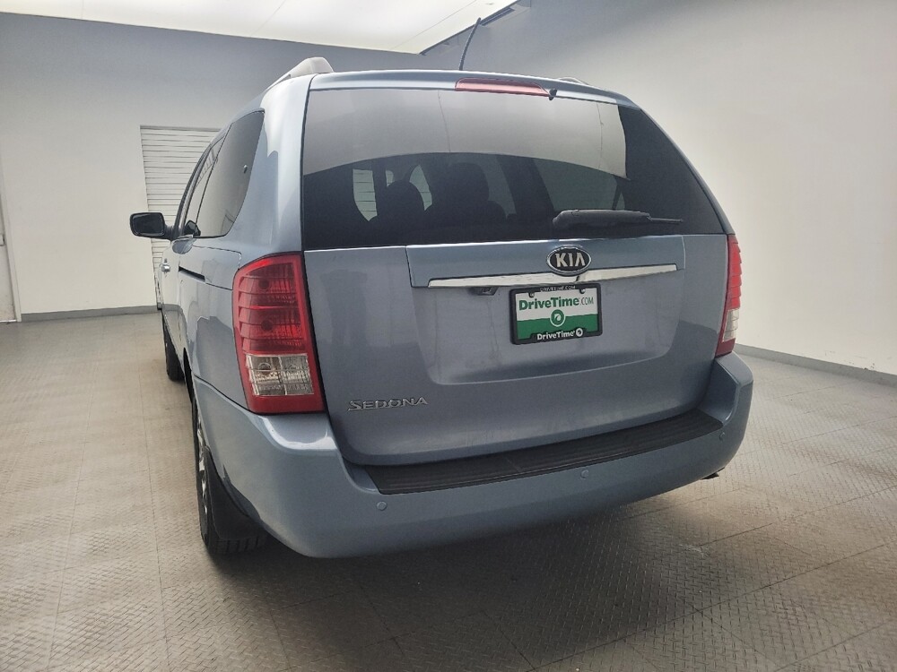 2014 Kia Sedona in Grand Rapids, MI 49508 - 18108437 6