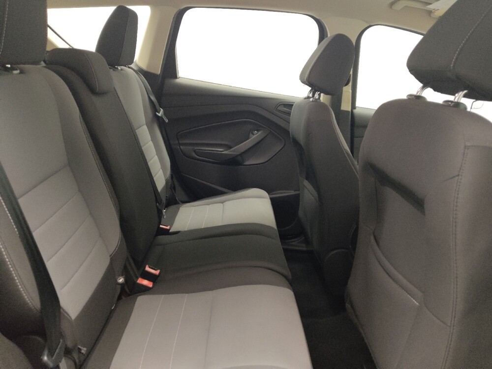 2017 Ford Escape in Knoxville, TN 37923 - 18108442 19