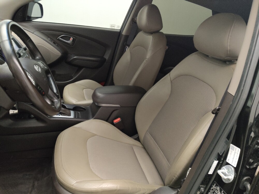 2015 Hyundai Tucson in Marietta, GA 30062 - 18108443 17