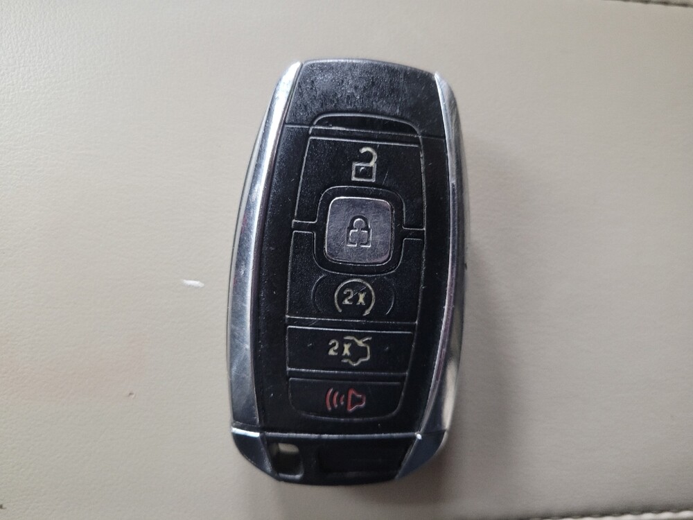 2017 Lincoln MKC in Birmingham, AL 35215 - 18108445 32