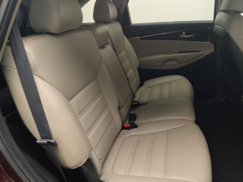 2018 Kia Sorento in Birmingham, AL 35215 - 18108447 19